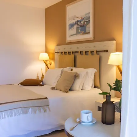 Giannoulis - Santa Marina Plaza (adults Only) אתר נופש 4*