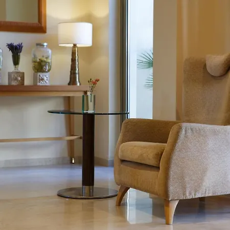 Resort Giannoulis - Santa Marina Plaza (adults Only)