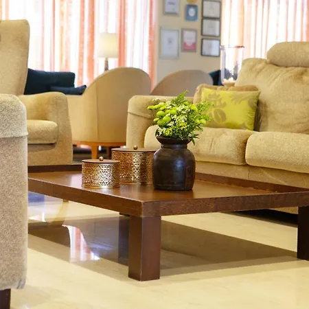 Resort Giannoulis - Santa Marina Plaza (adults Only)
